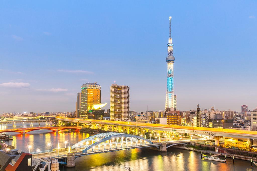 Chadapon * Tokio